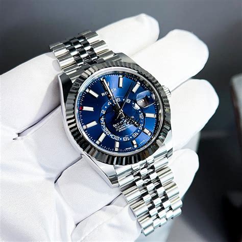 rolex blu sky solo tempo|rolex sky dweller blue.